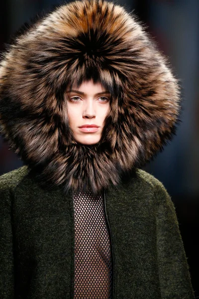 Look 52